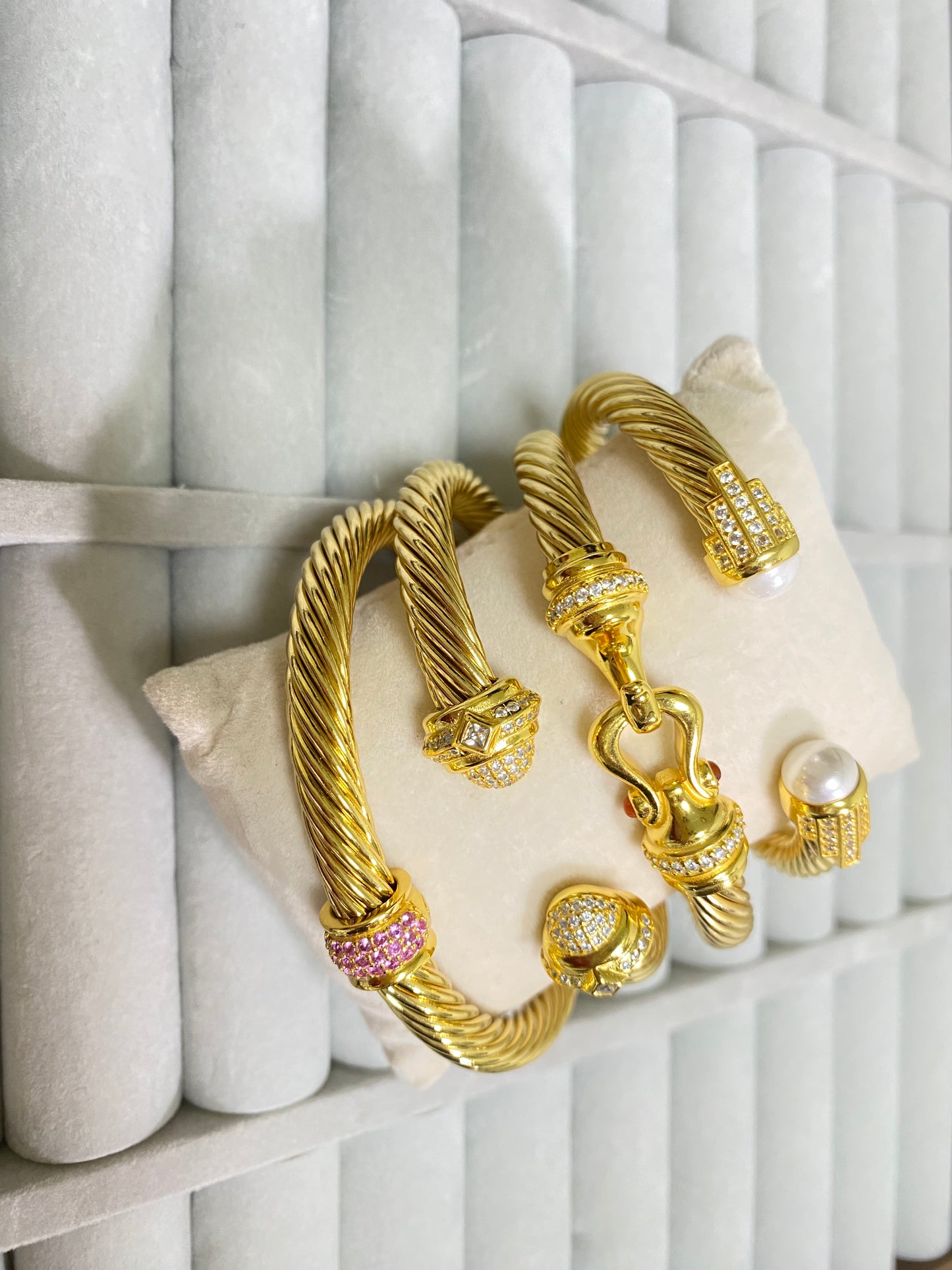 DY gold bracelet stack 4pcs