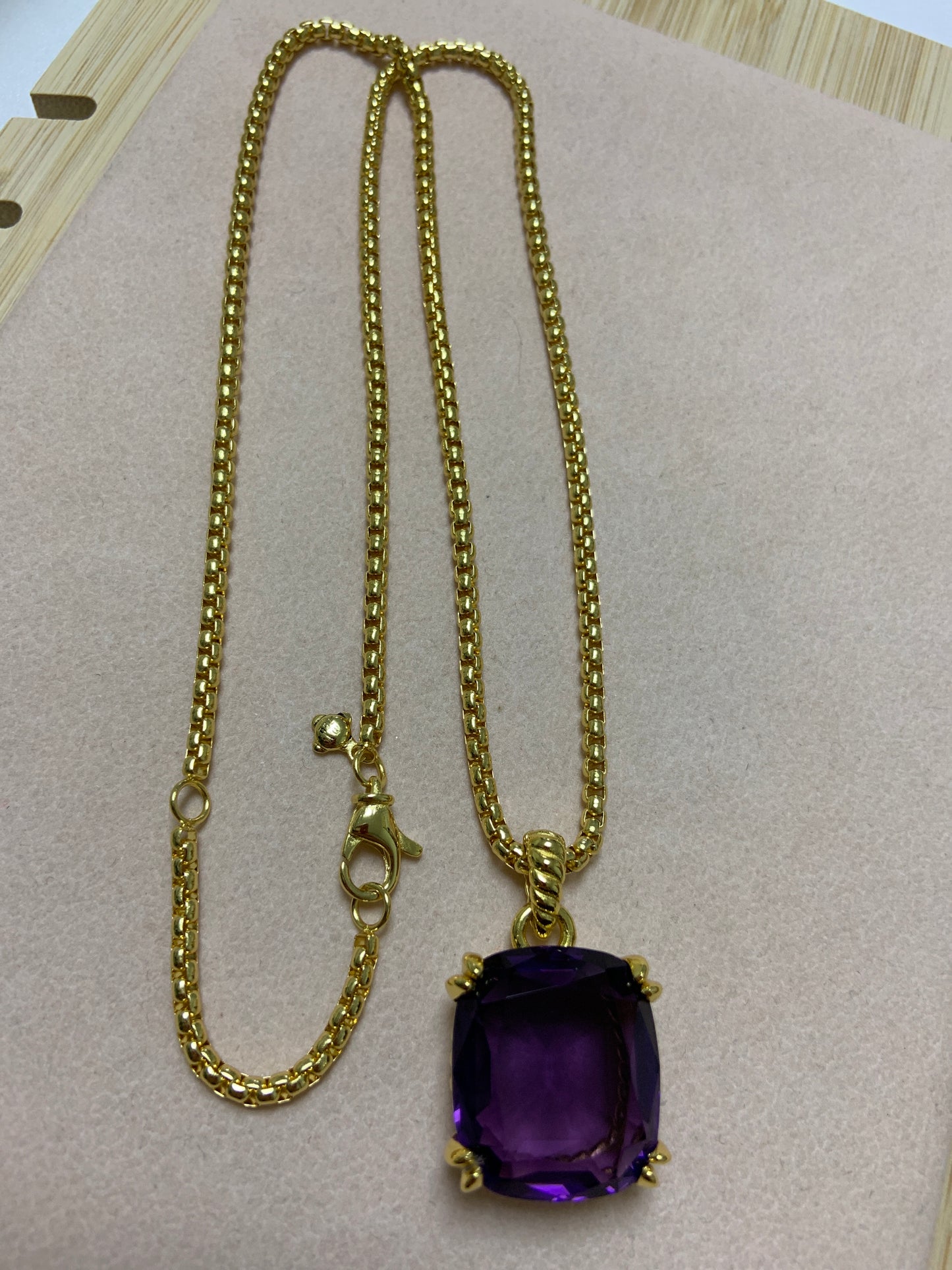 DY gold necklace with purple stone leght 45+5Cm