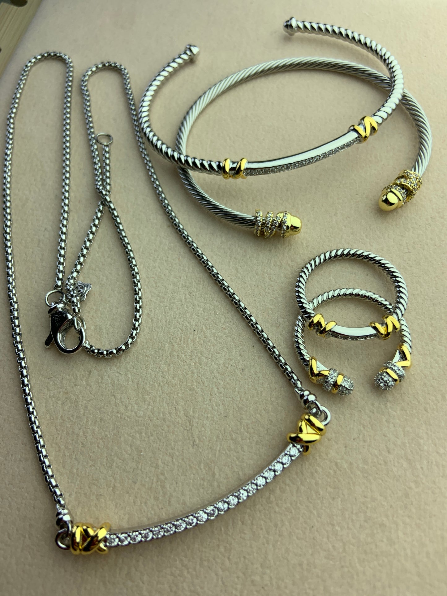 DY two tone set necklace long 45+5Cm. ring size 6/7/8/9