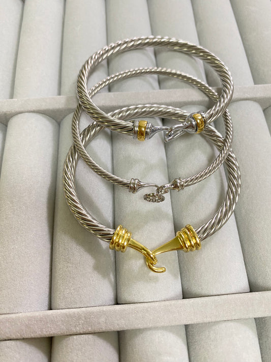 DY bracelet stack 3pcs